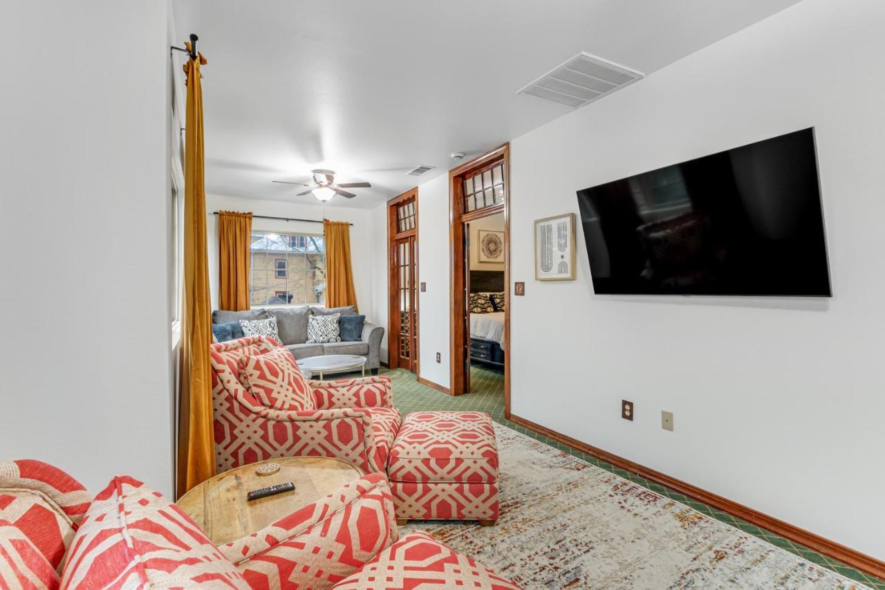 The Elizabeth Villa Hot Springs Exterior photo